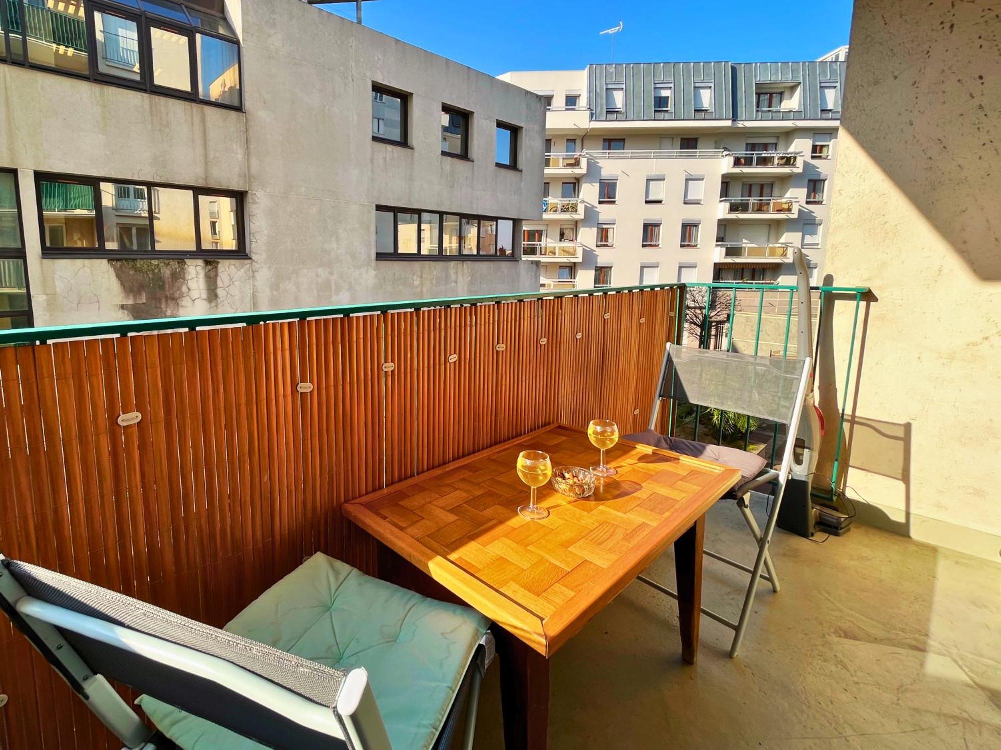 La Tour - Tout Confort - Hypercentre - Balcon #Sirdest Franconville  Exterior photo